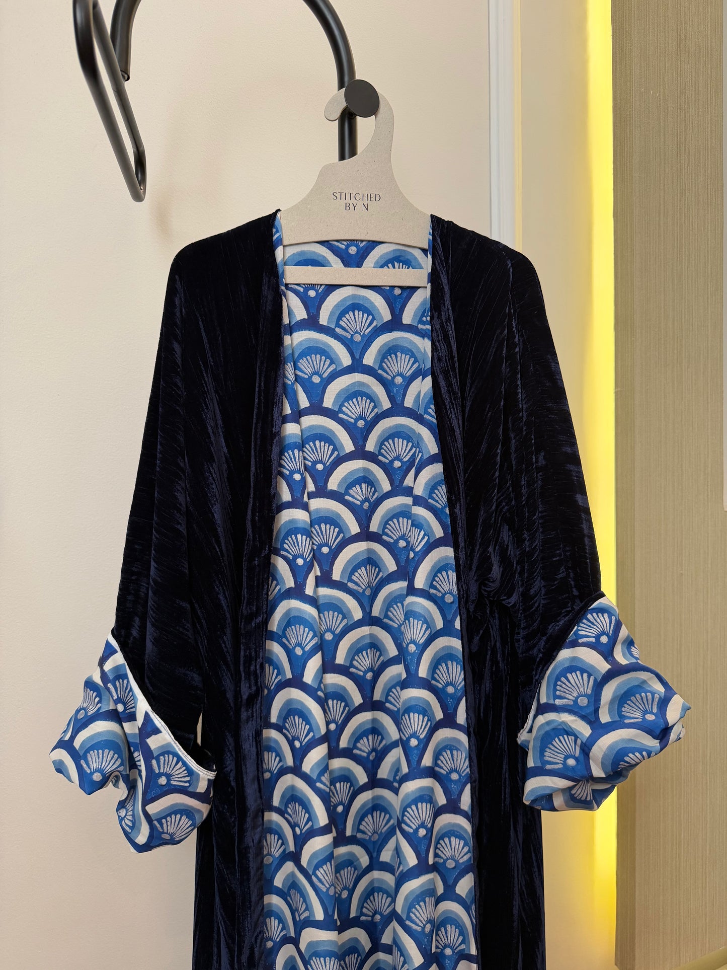 RSBN 220 (Reversible abaya)