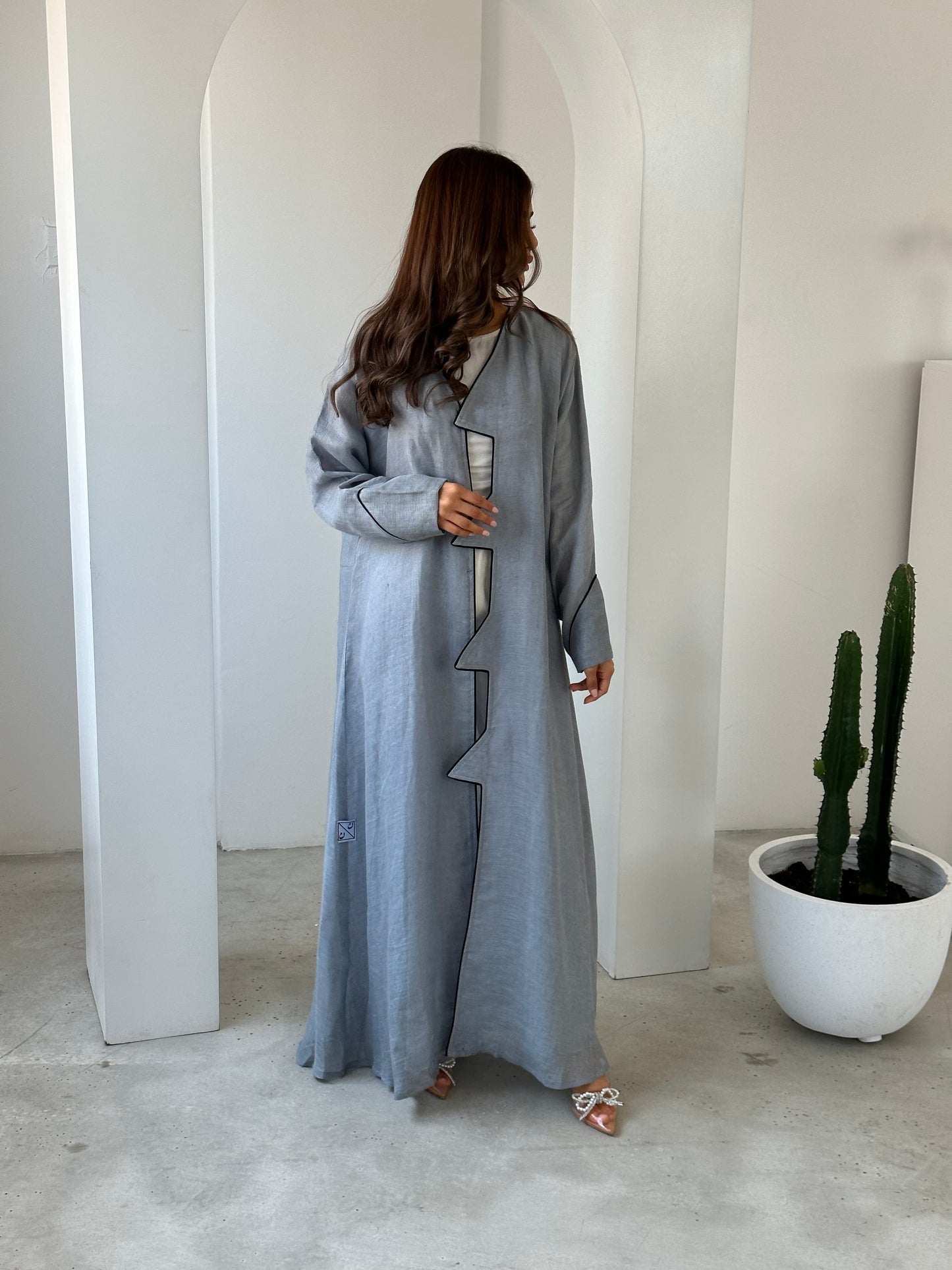 Linen abaya with a twist💥